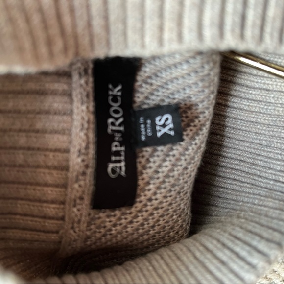 Alp N Rock Mock Neck Organic Blend Sweater - Picture 4 of 4